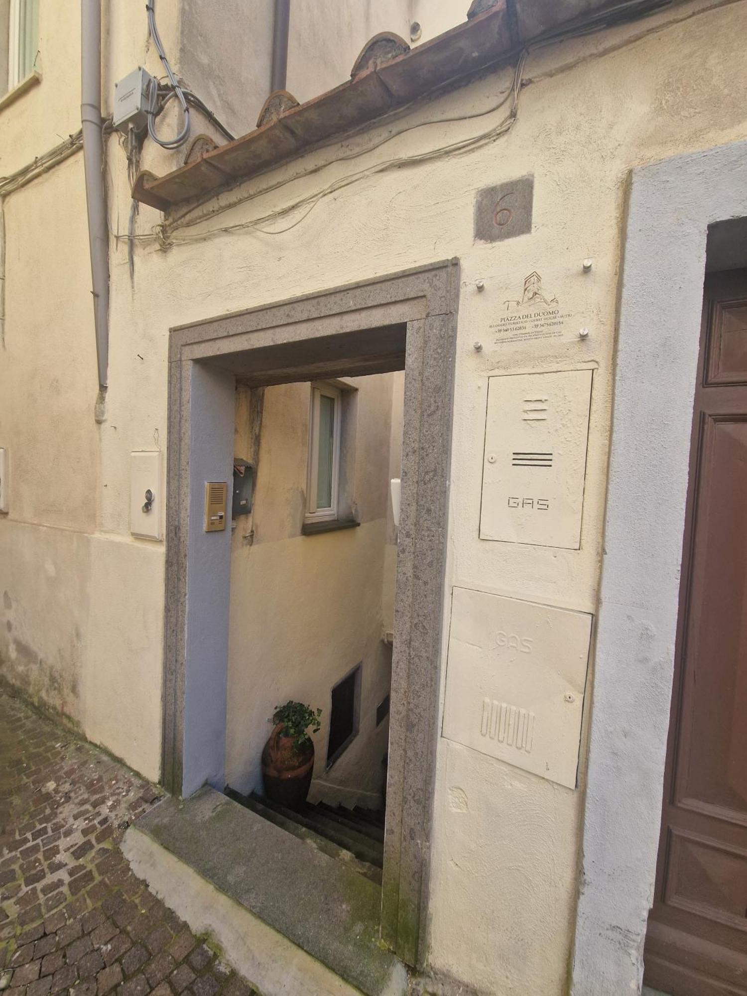 Piazza Duomo Casa Vacanze Sutri Exterior photo